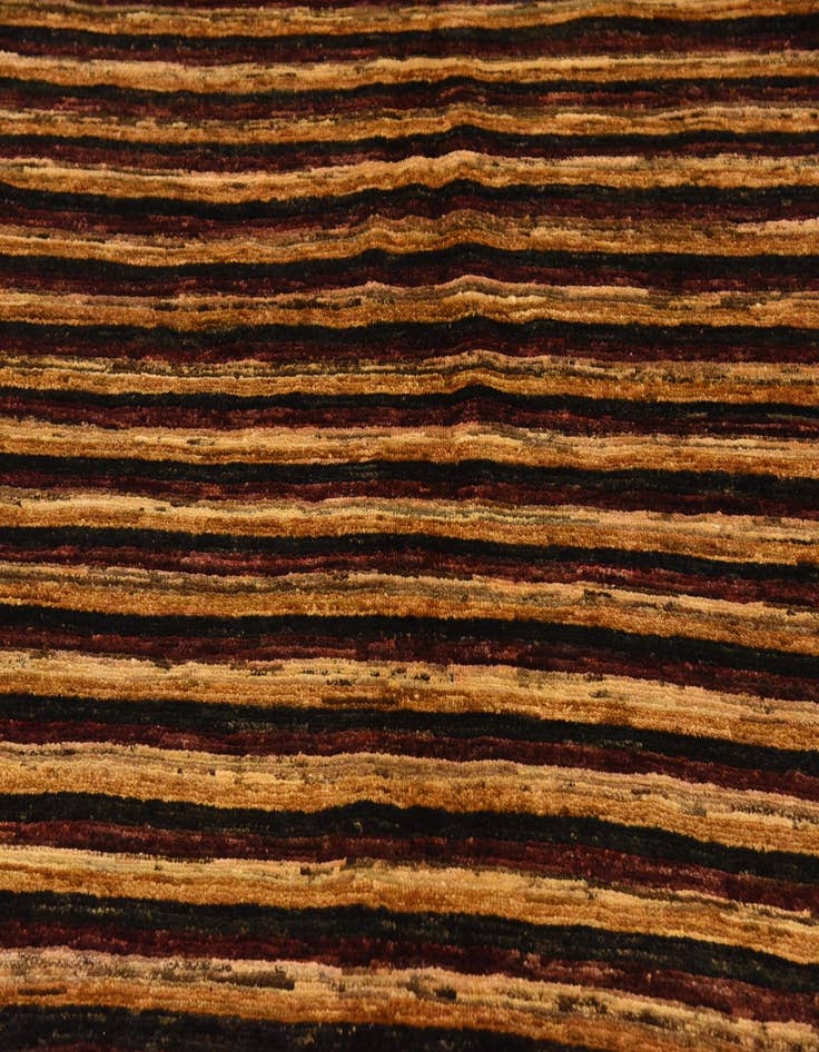 Detail image of 4' 10 x 6' 8  Hand Knotted Modern Ziegler Rug