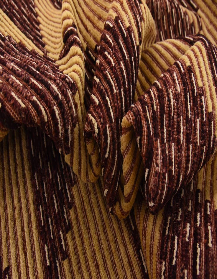 Detail image of 6' 5 x 9' 6  Hand Knotted Modern Ziegler Rug