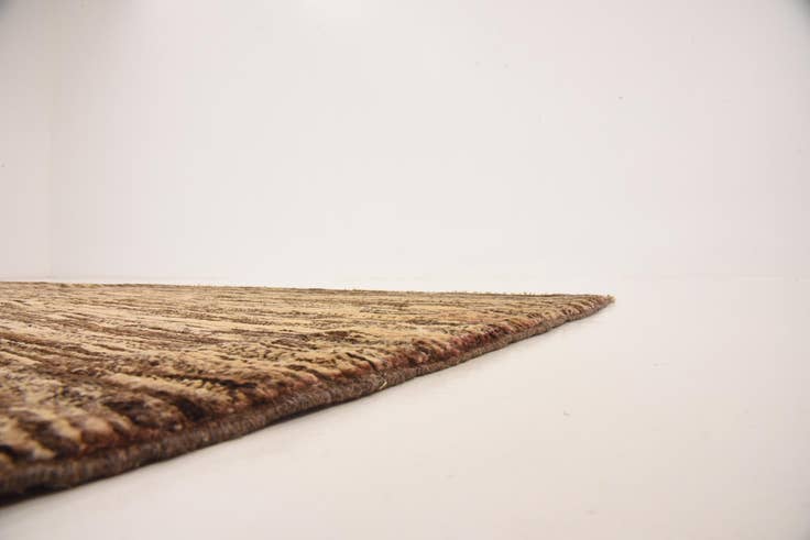 Detail image of 6' 7 x 8' 6 Hand Knotted Modern Ziegler Rug