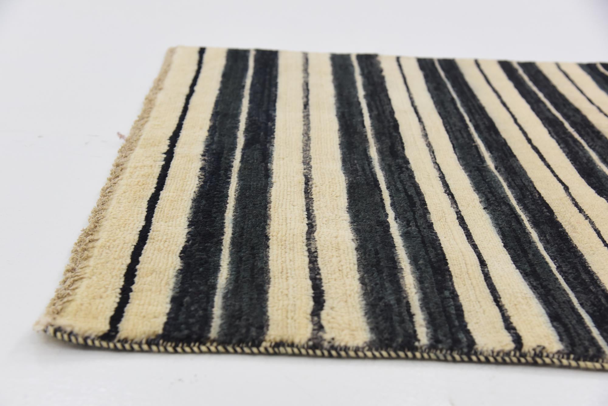 3' x 4' 10 Hand Knotted Modern Ziegler Rug