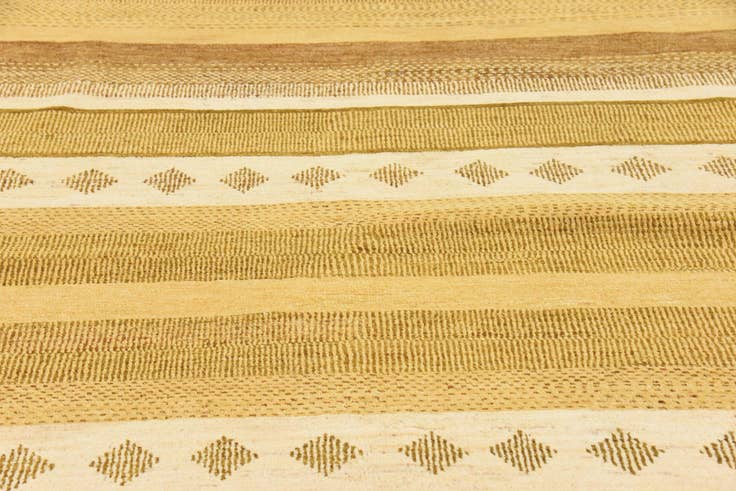 Detail image of 5' 6 x 8' 2 Hand Knotted Modern Ziegler Rug