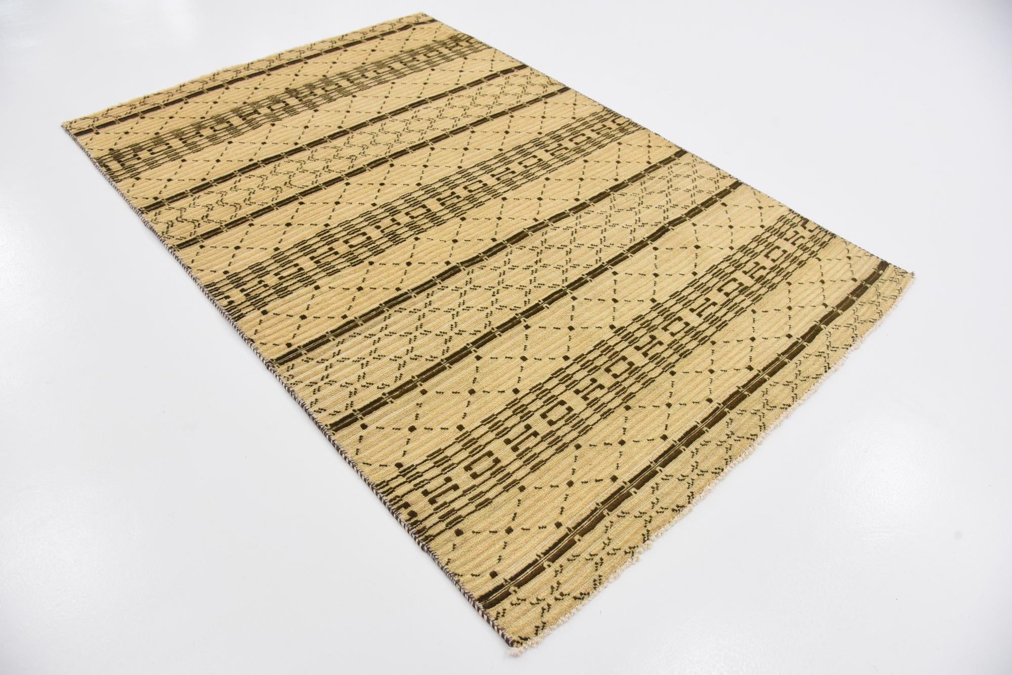 4' 5 x 6' 6 Hand Knotted Modern Ziegler Rug