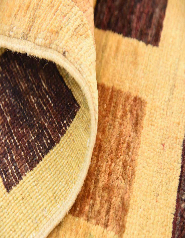 Detail image of 5' x 6' 5  Hand Knotted Modern Ziegler Rug