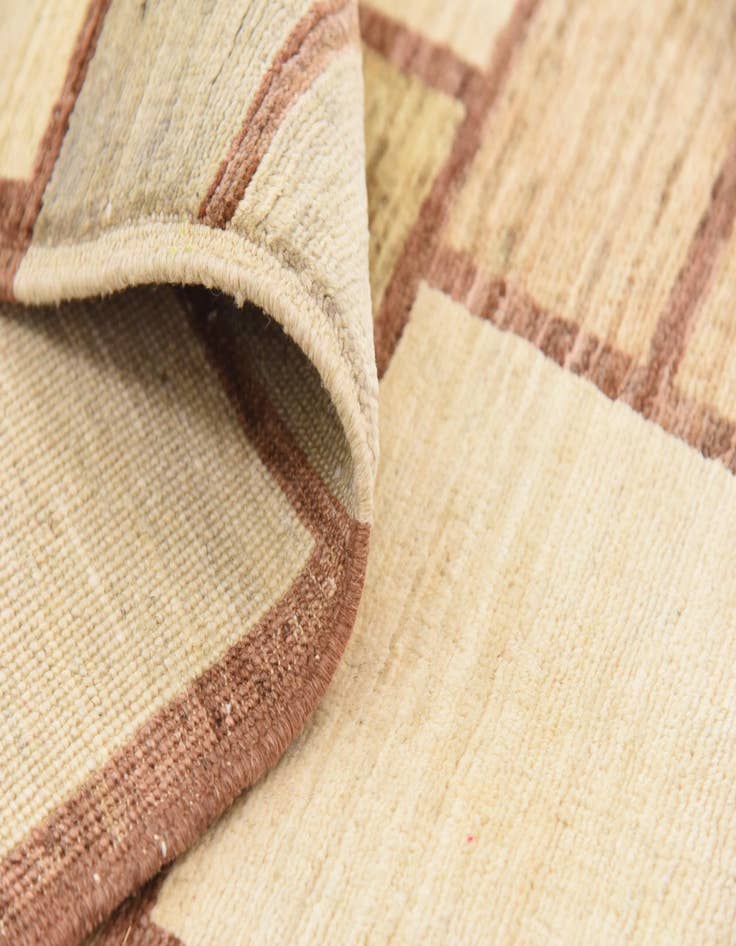 Detail image of 6' 7 x 8' 8  Hand Knotted Modern Ziegler Oriental Rug