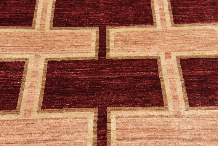 Detail image of 6' 8 x 9' 8 Hand Knotted Modern Ziegler Oriental Rug
