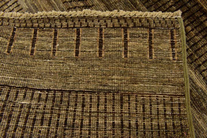 2' 8 x 4' 2 Hand Knotted Modern Ziegler Rug