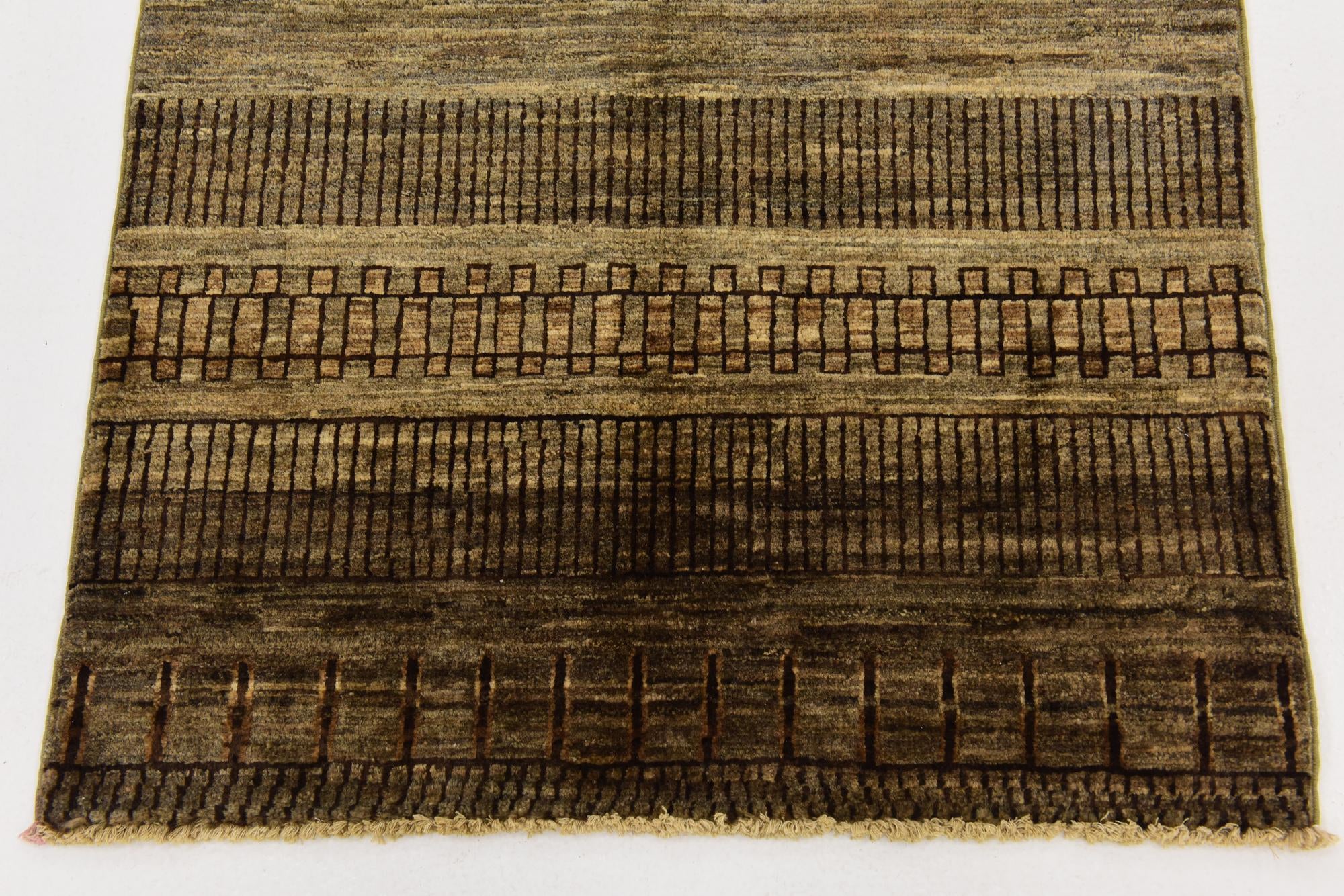 2' 8 x 4' 2 Hand Knotted Modern Ziegler Rug