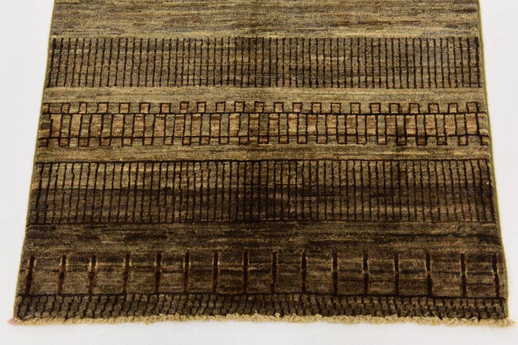Detail image of 2' 8 x 4' 2 Hand Knotted Modern Ziegler Rug
