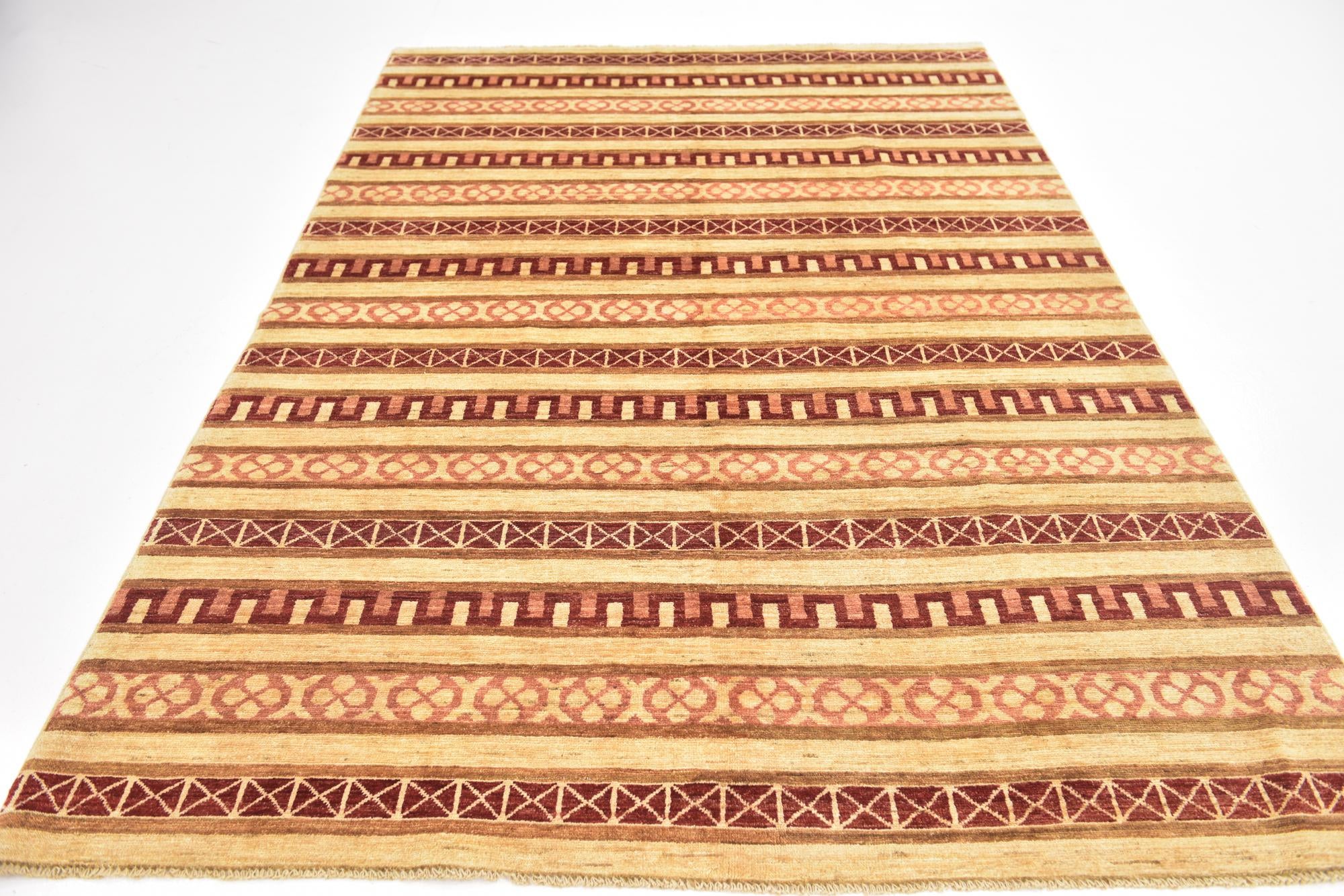 5' 9 x 8' 10 Hand Knotted Modern Ziegler Rug