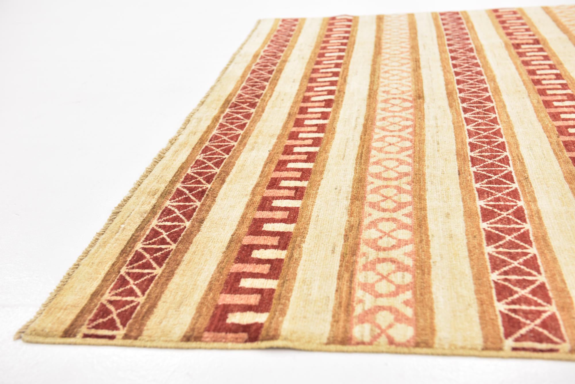 5' 9 x 8' 10 Hand Knotted Modern Ziegler Rug
