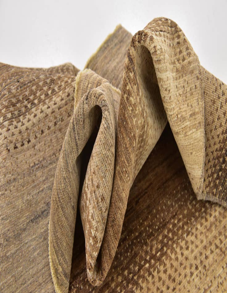 Detail image of 4' 10 x 6' 5  Hand Knotted Modern Ziegler Rug