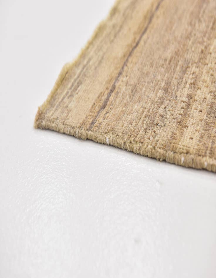 Detail image of 4' 10 x 6' 5  Hand Knotted Modern Ziegler Rug