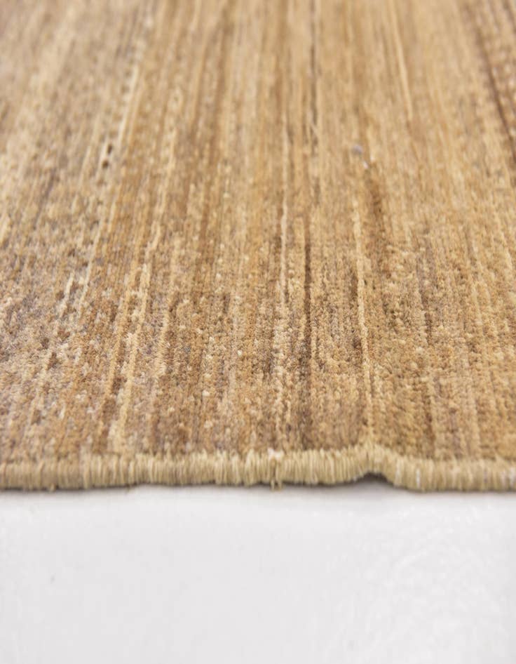 Detail image of 4' 10 x 6' 5  Hand Knotted Modern Ziegler Rug