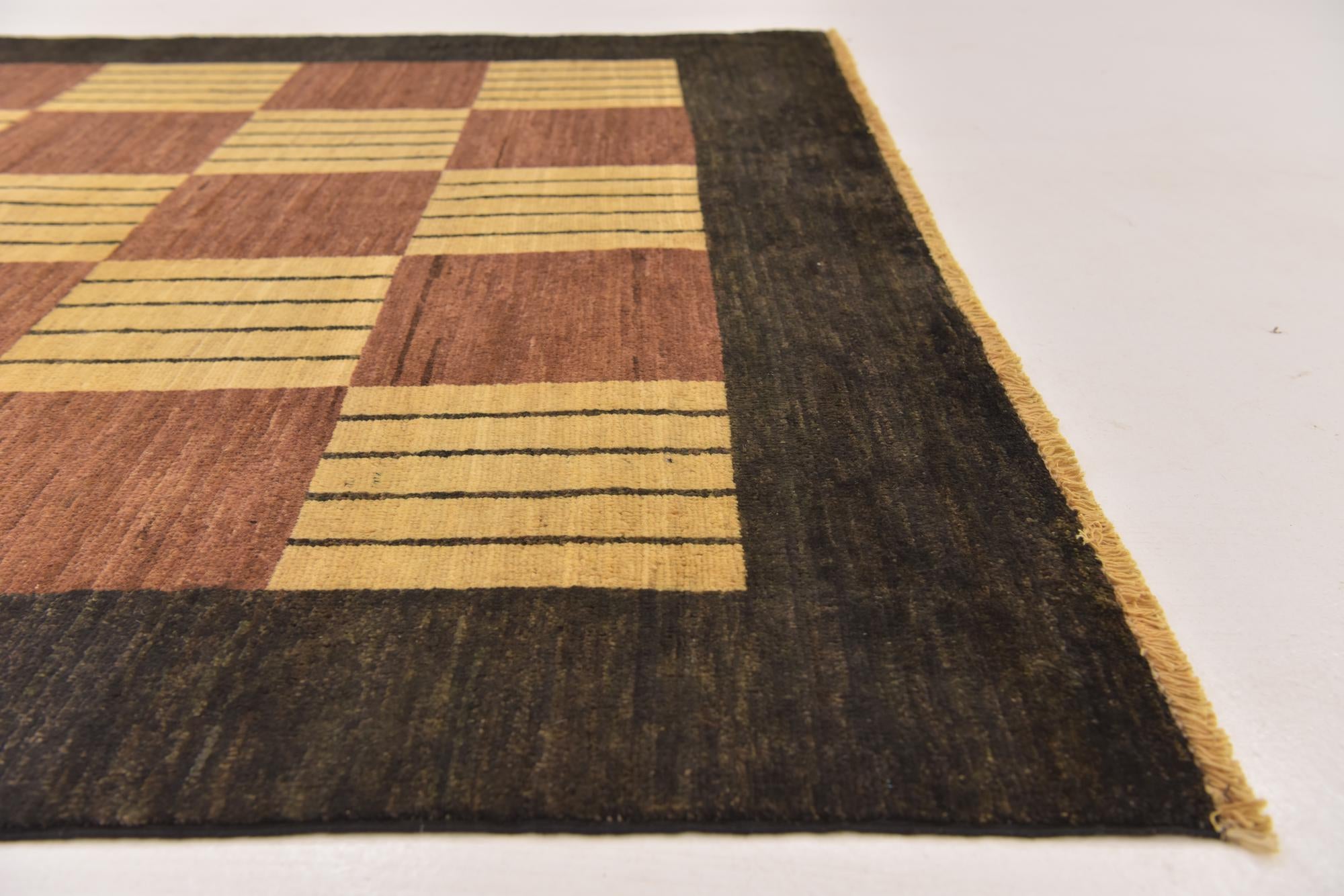 5' 4 x 7' 7 Hand Knotted Modern Ziegler Rug