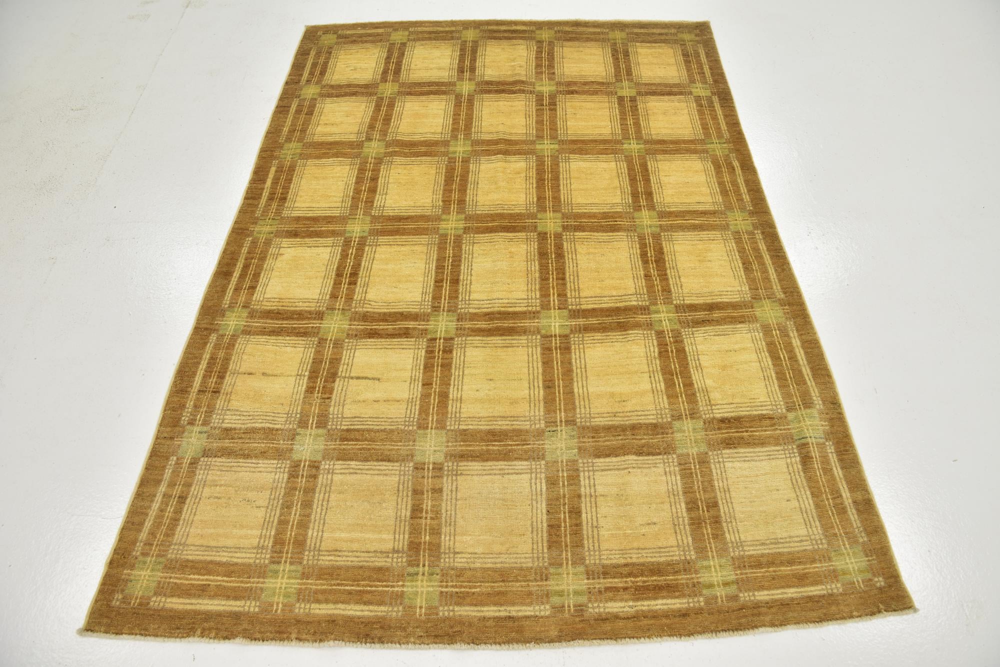 4' 7 x 6' 6 Hand Knotted Modern Ziegler Rug