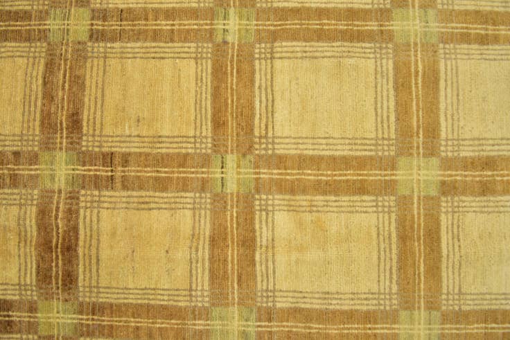 Detail image of 4' 7 x 6' 6 Hand Knotted Modern Ziegler Rug