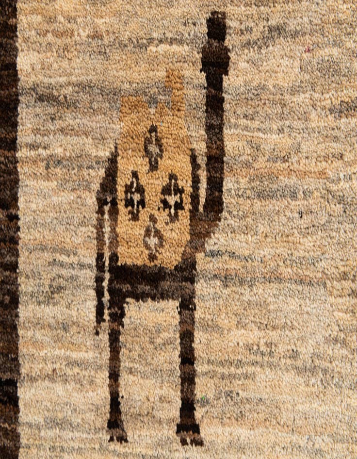 Detail image of 5' x 6' 4 Hand Knotted Modern Ziegler Rug