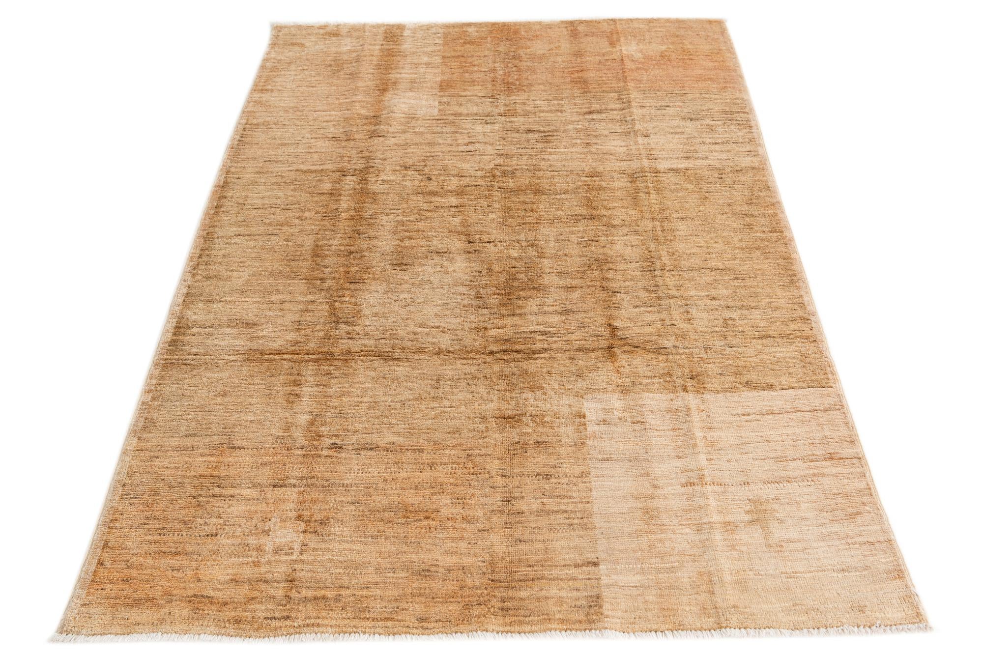4' x 6' Hand Knotted Modern Ziegler Rug