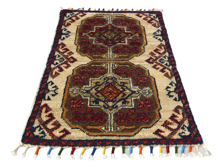 Detail image of 1' 5 x 2' Hand Knotted Modern Ziegler Rug