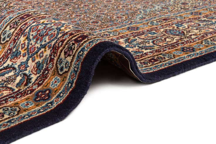 Detail image of 5' 1 x 8' Mood Wool Rug