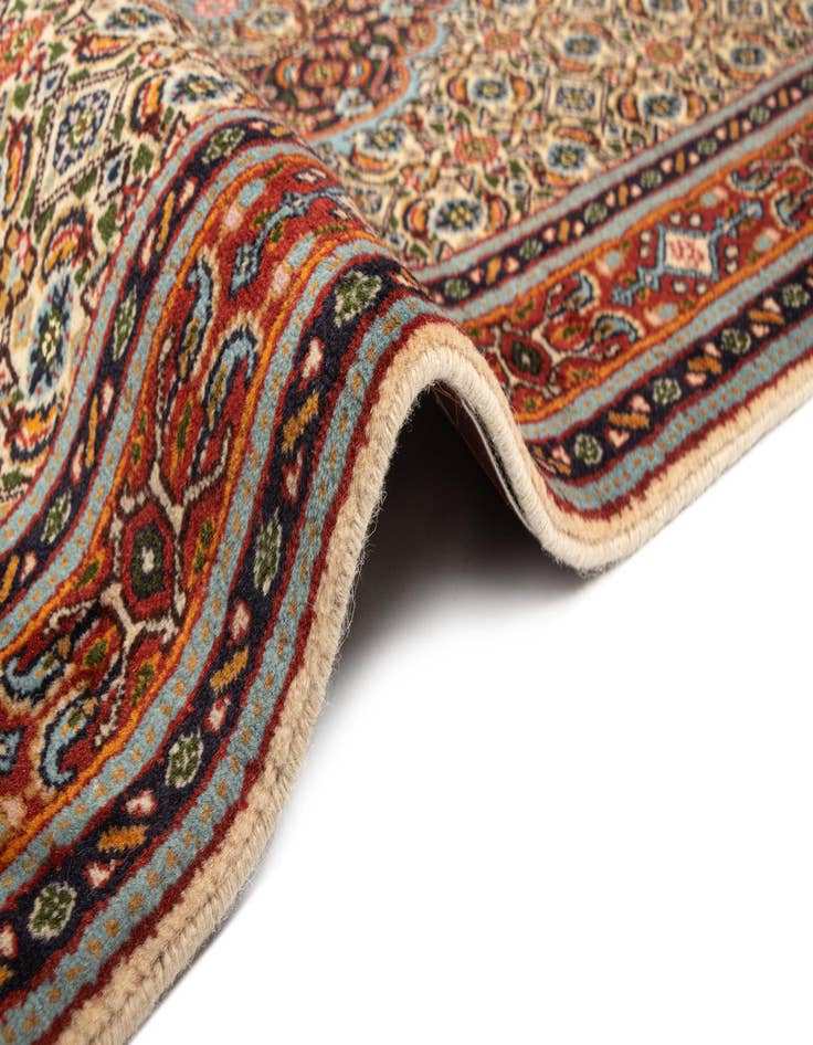 Detail image of 3' 1 x 4' 10 Mood Wool Rug