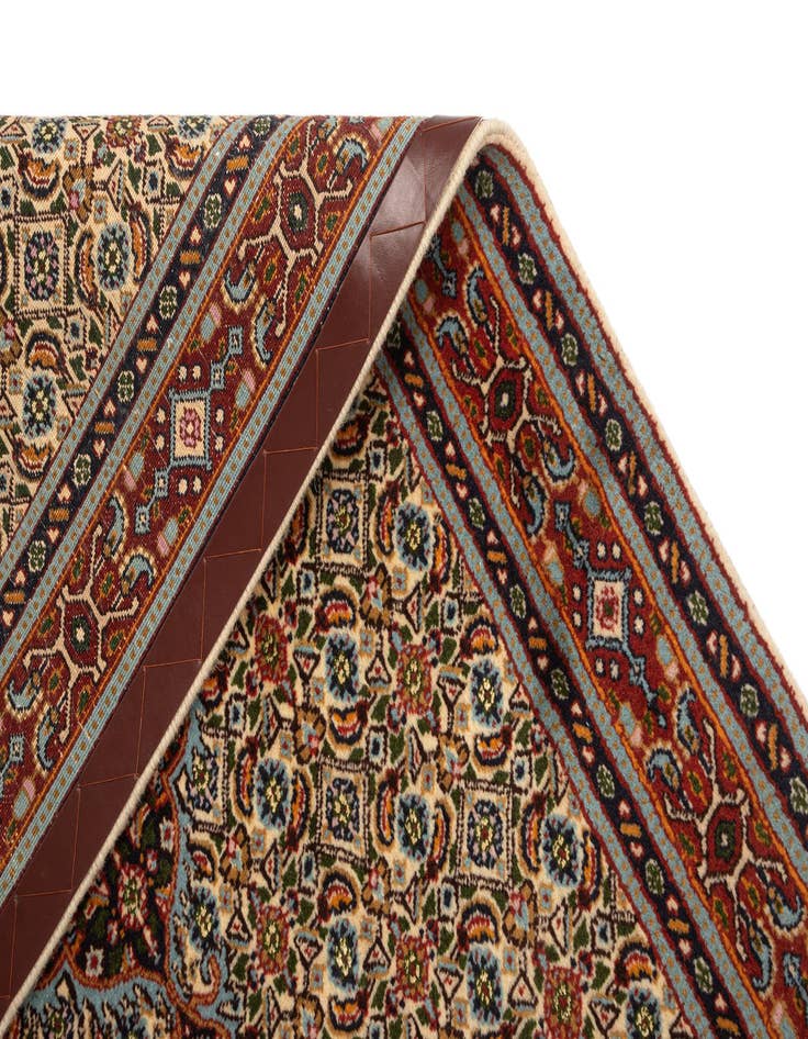 Detail image of 3' 1 x 4' 10 Mood Wool Rug