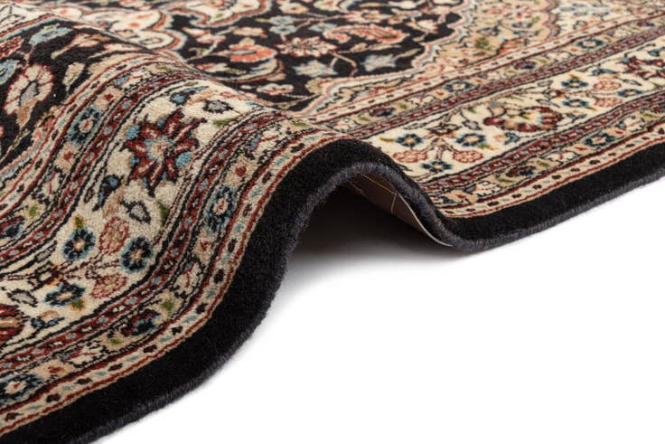 Detail image of 3' 3 x 4' 10 Mood Wool Rug