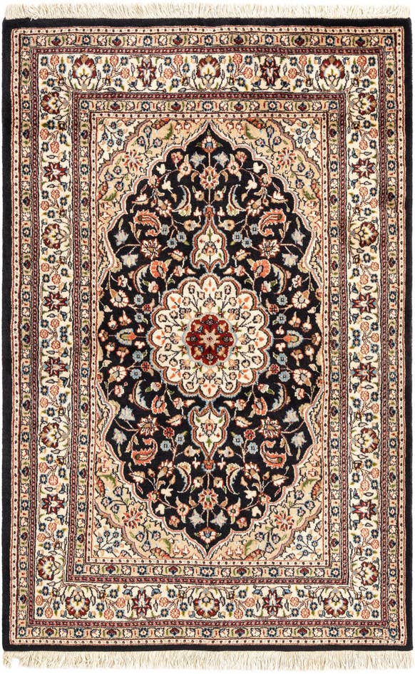 Detail image of 3' 3 x 4' 10 Mood Wool Rug