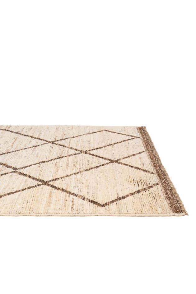 Detail image of 4' x 5' 10 Hand Knotted Moroccan Wool Rug