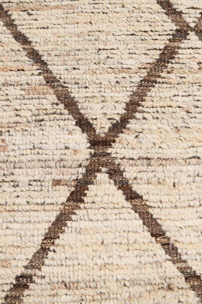 4' x 5' 10 Hand Knotted Moroccan Wool Rug