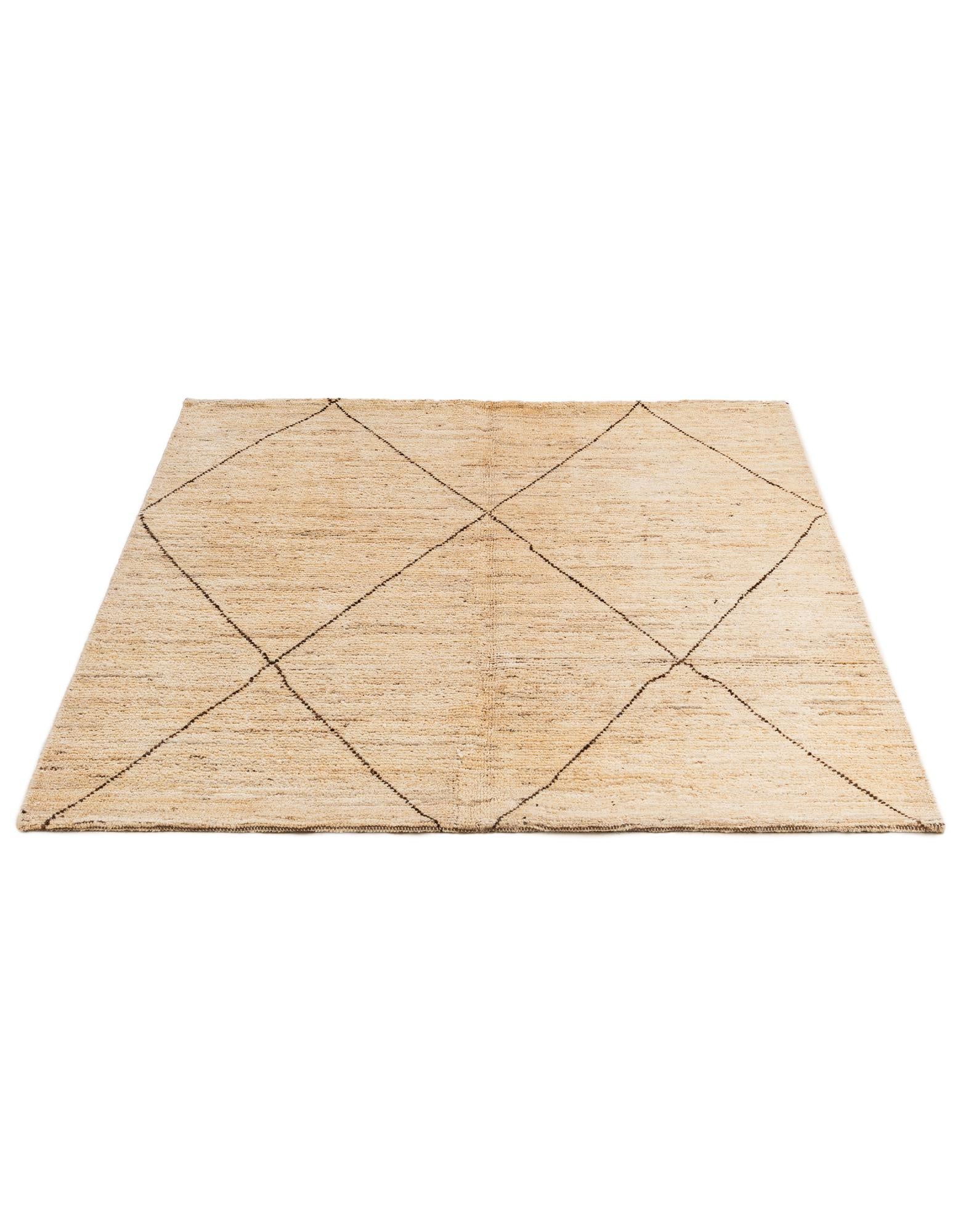4' 10 x 5' 8 Hand Knotted Moroccan Wool Rug