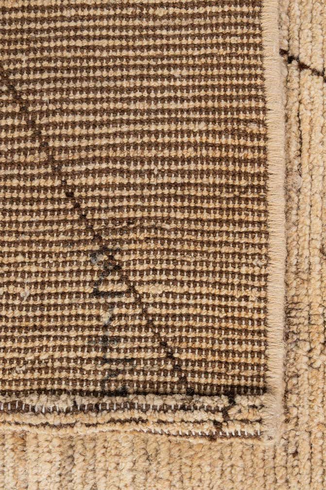 4' 10 x 5' 8 Hand Knotted Moroccan Wool Rug