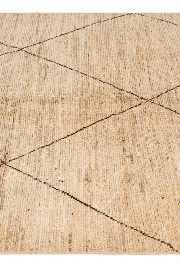 Detail image of 4' 10 x 5' 8 Hand Knotted Moroccan Wool Rug