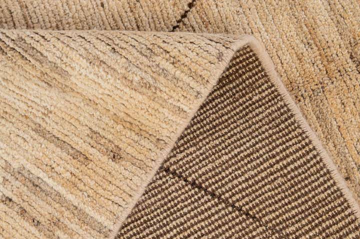 4' 10 x 5' 8 Hand Knotted Moroccan Wool Rug
