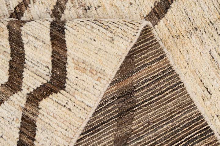 5' 1 x 6' 5 Hand Knotted Moroccan Wool Rug