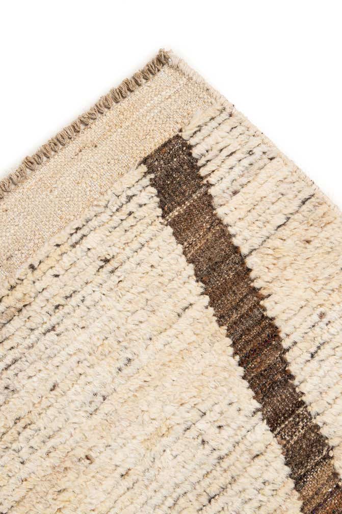 5' 1 x 6' 5 Hand Knotted Moroccan Wool Rug