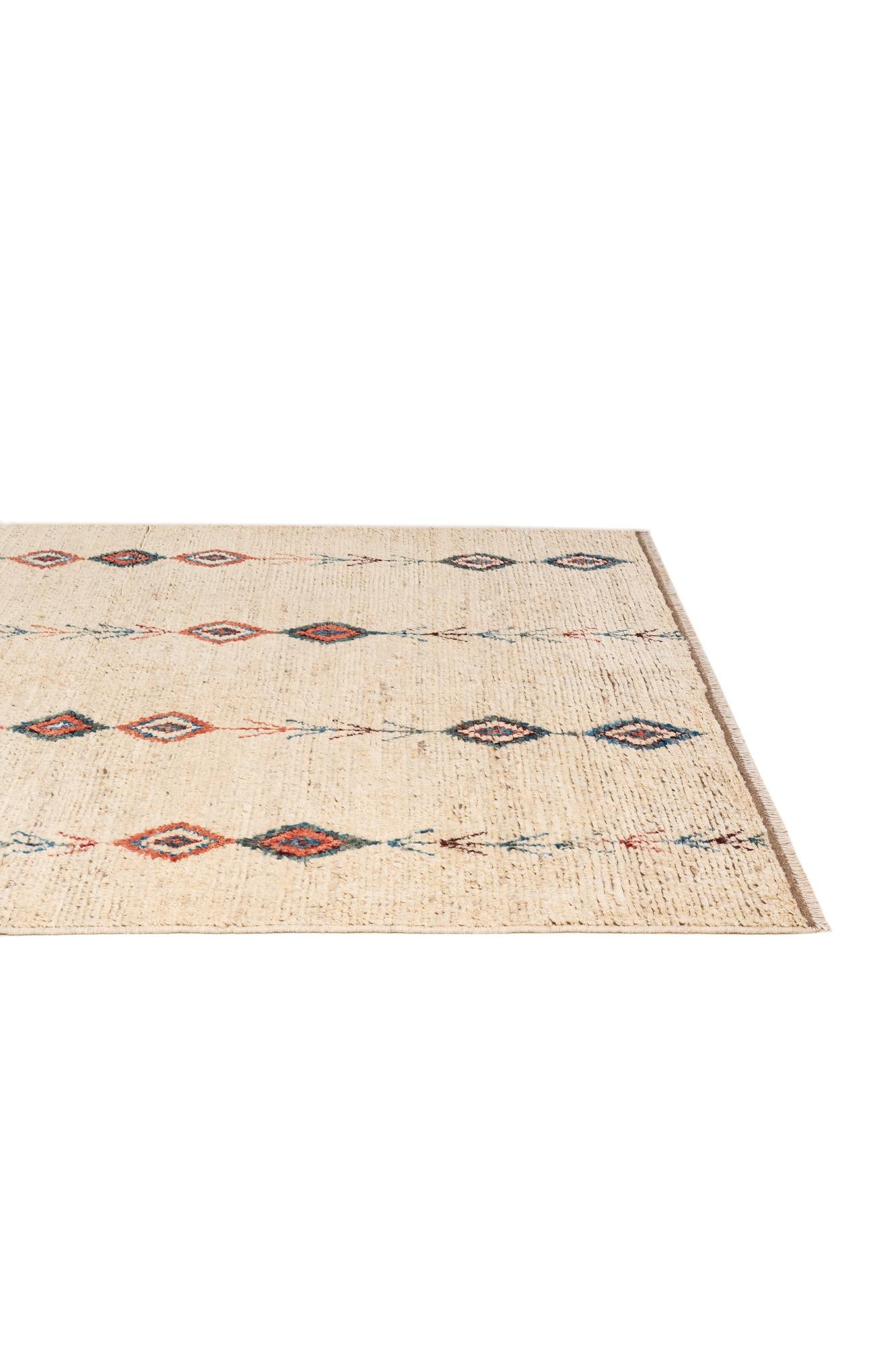 5' 6 x 7' 8 Hand Knotted Moroccan Wool Rug