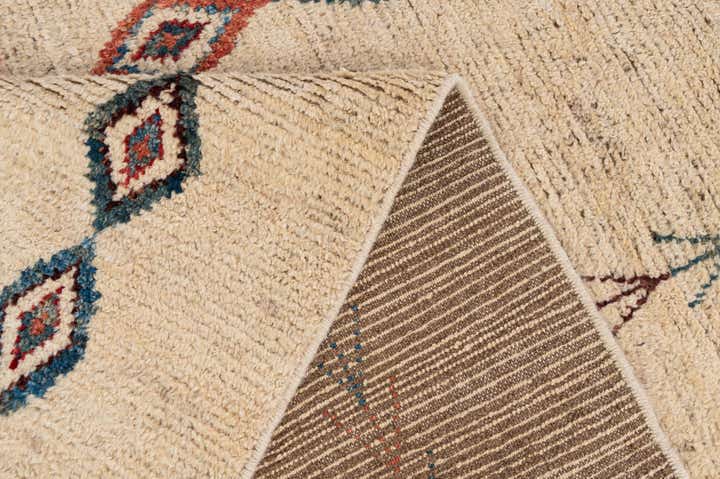 5' 6 x 7' 8 Hand Knotted Moroccan Wool Rug