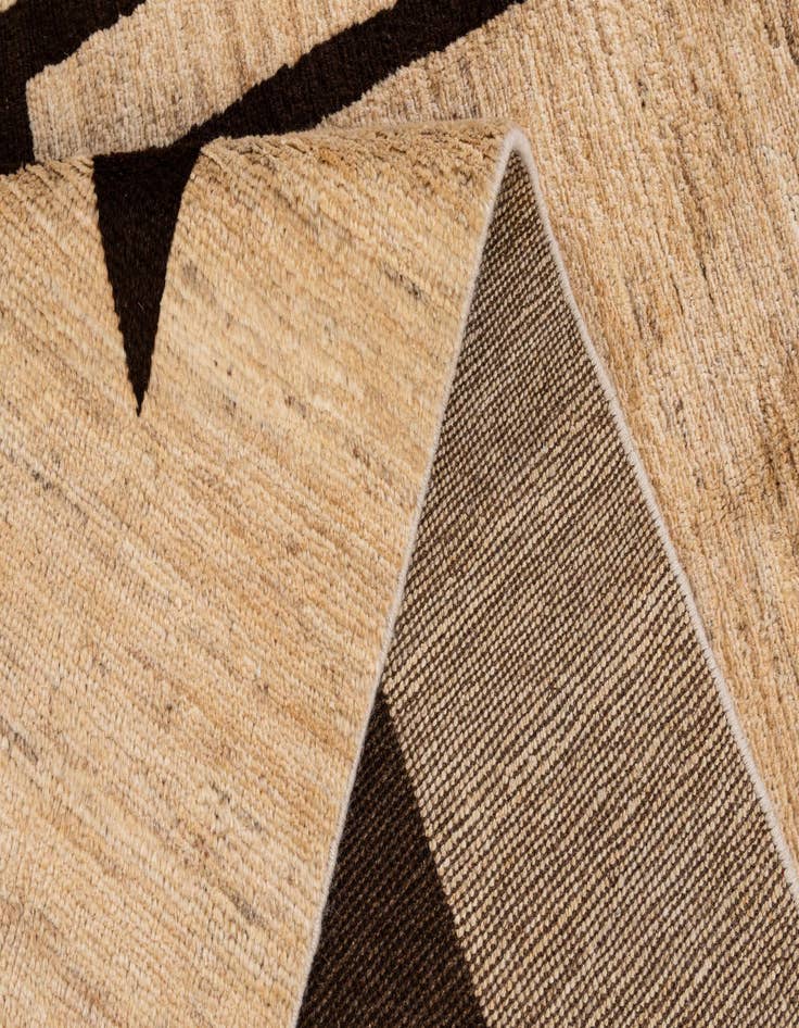 Detail image of 5' 5 x 7' 10  Hand Knotted Moroccan Wool Rug