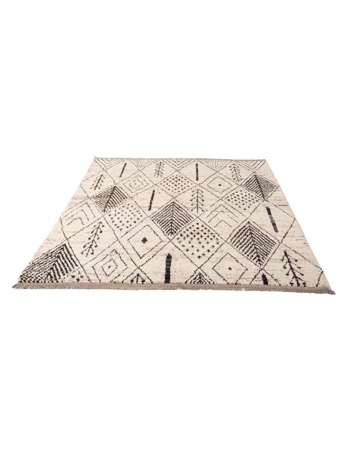 5' 10 x 7' 7 Hand Knotted Moroccan Wool Rug