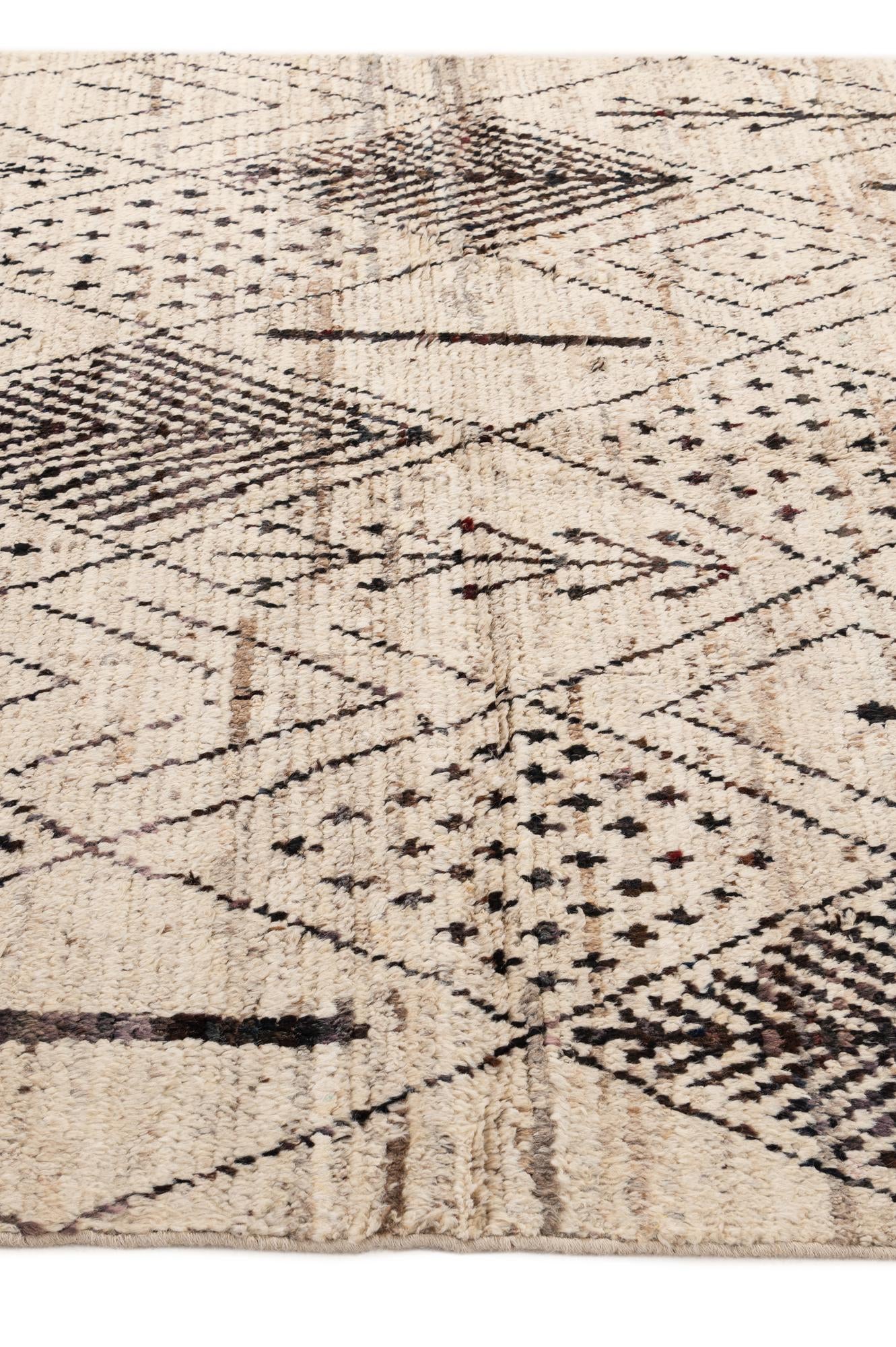 5' 10 x 7' 7 Hand Knotted Moroccan Wool Rug