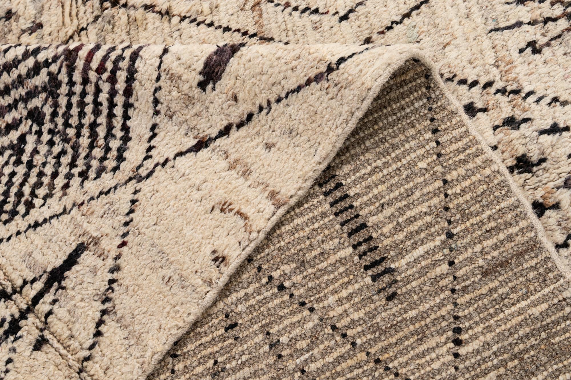 5' 10 x 7' 7 Hand Knotted Moroccan Wool Rug