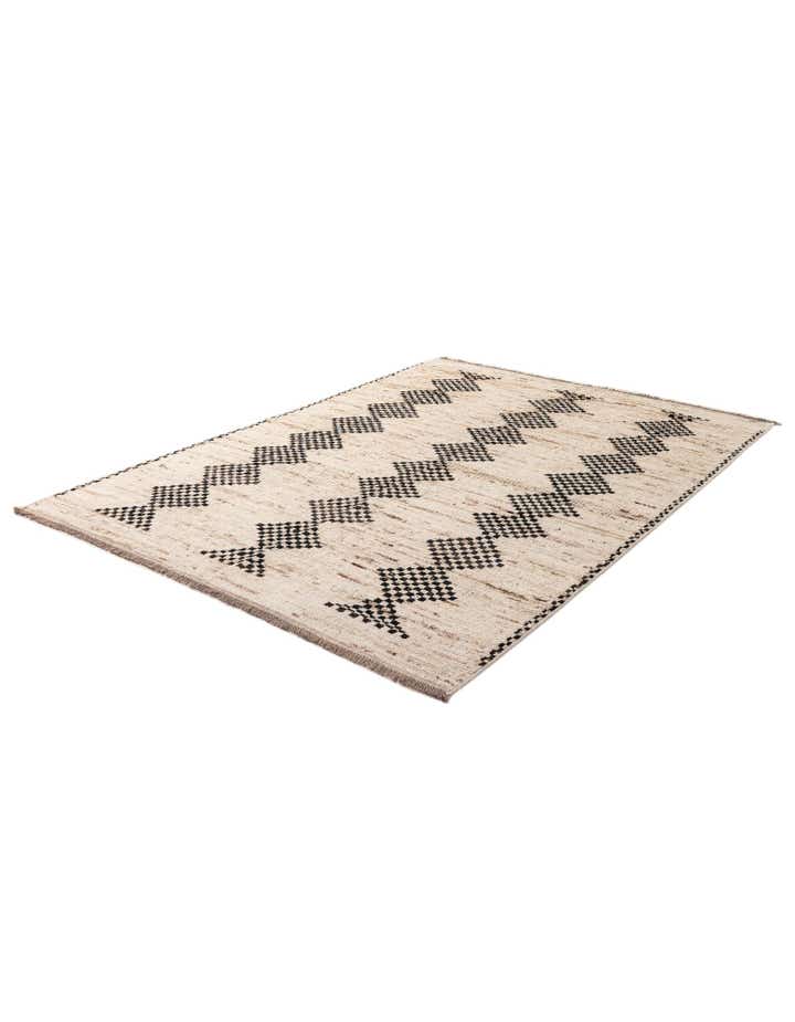 5' 8 x 7' 10 Hand Knotted Moroccan Wool Rug