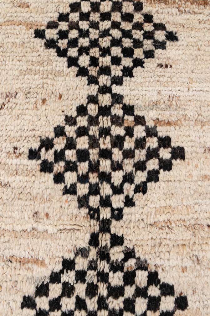 5' 8 x 7' 10 Hand Knotted Moroccan Wool Rug