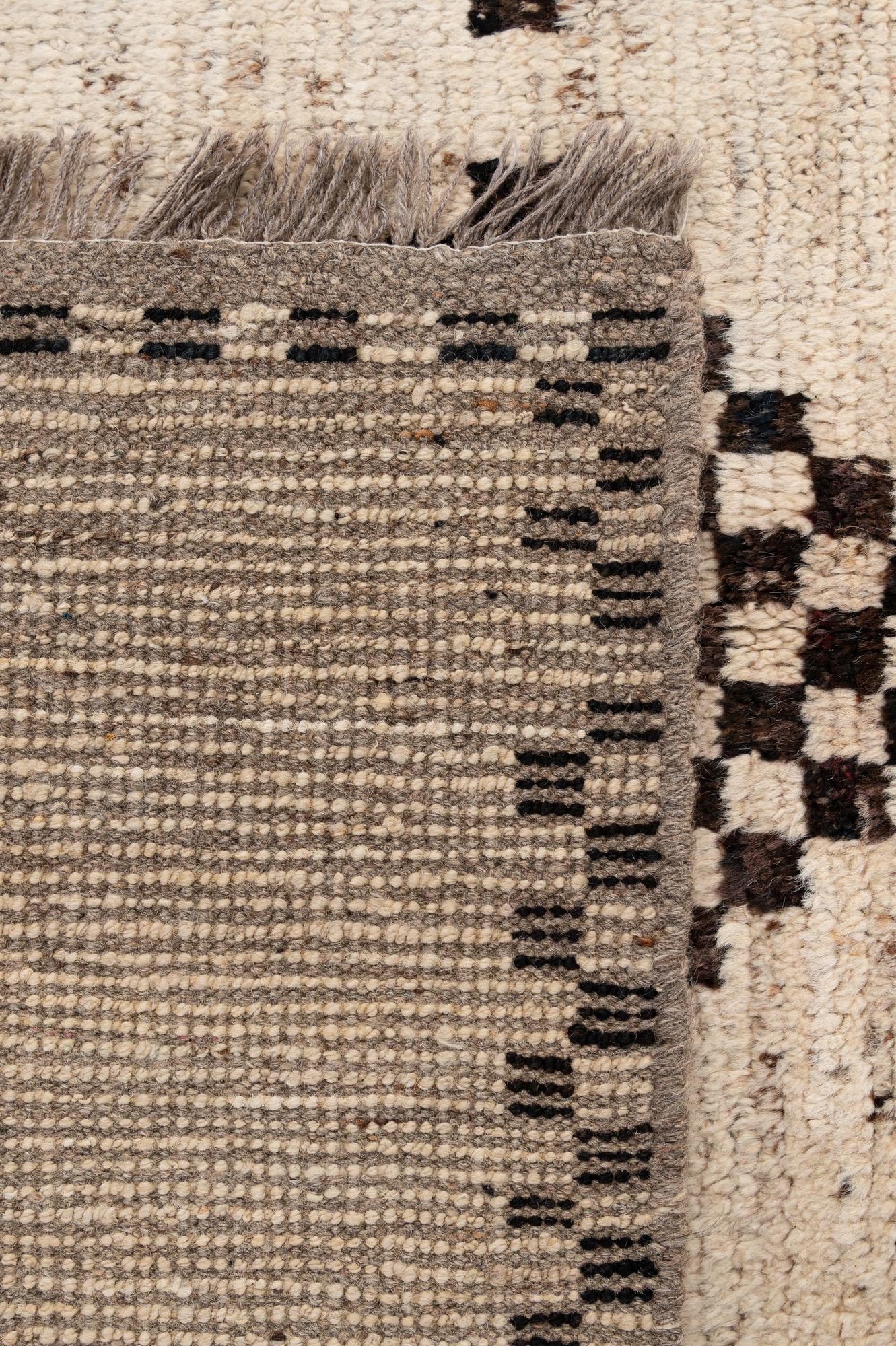 5' 8 x 7' 7 Hand Knotted Moroccan Wool Rug