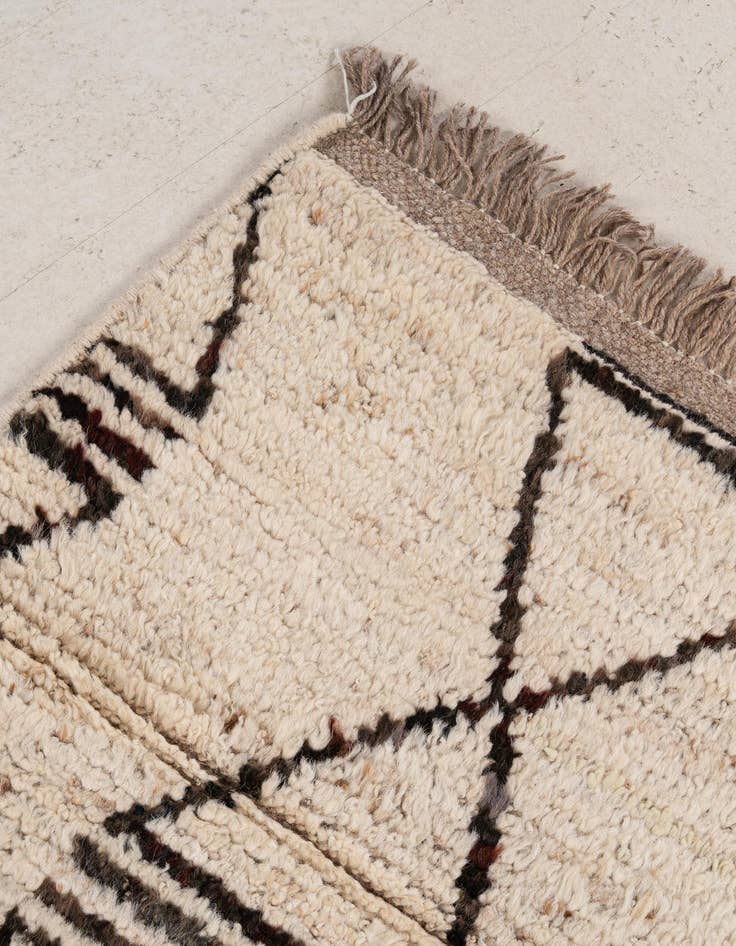 Detail image of 5' 8 x 7' 7  Hand Knotted Moroccan Wool Rug