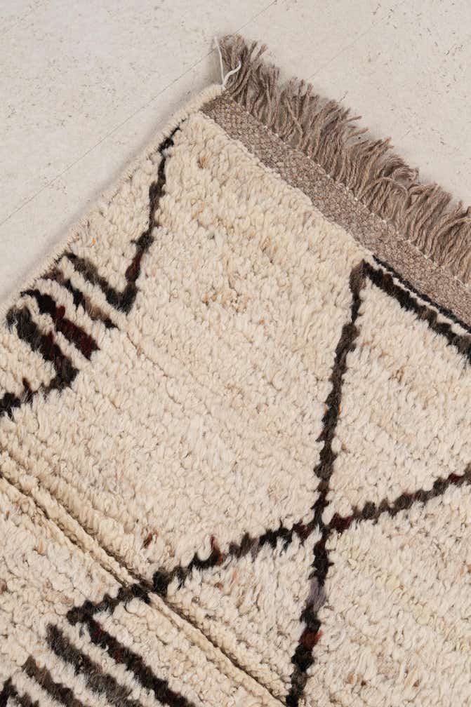 5' 8 x 7' 7 Hand Knotted Moroccan Wool Rug