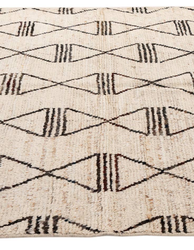 Detail image of 5' 8 x 7' 7 Hand Knotted Moroccan Wool Rug
