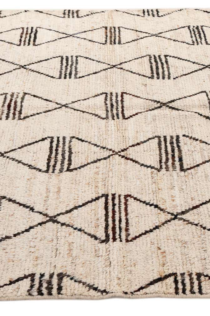 5' 8 x 7' 7 Hand Knotted Moroccan Wool Rug