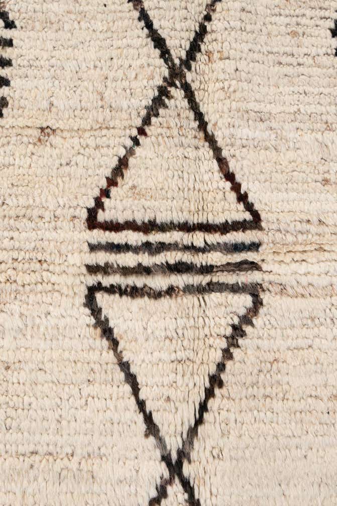 5' 8 x 7' 7 Hand Knotted Moroccan Wool Rug